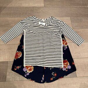 C 3/4 SLEEVE WOMENS STRIPE AND FLORAL BLOUSE SMALL NEW